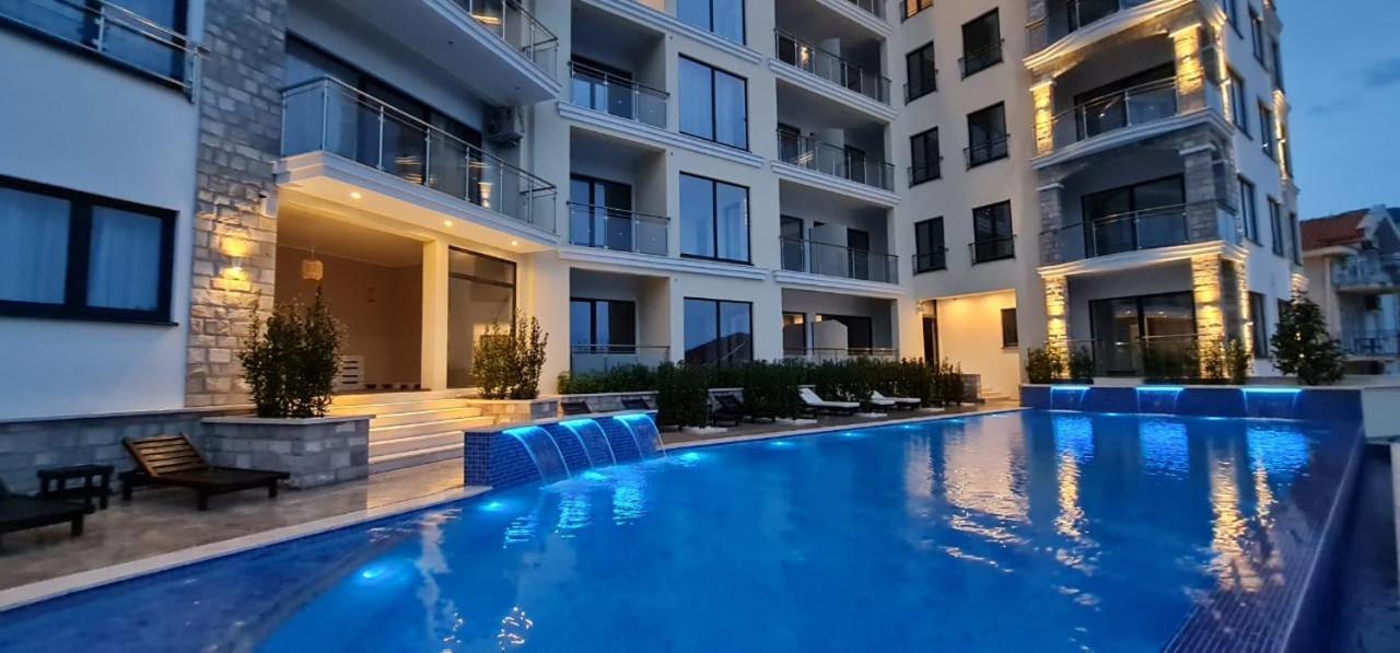 Ferienwohnung Montedreams Royal Budva Exterior foto