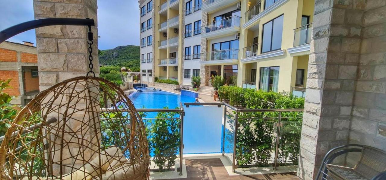 Ferienwohnung Montedreams Royal Budva Exterior foto