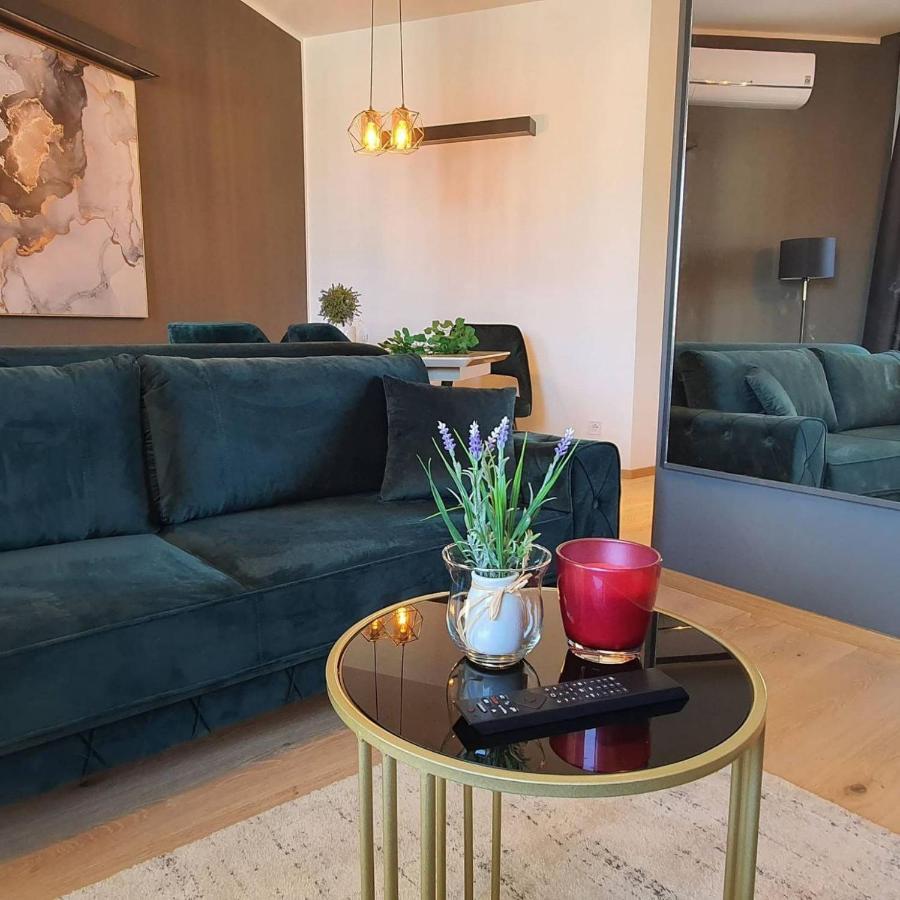 Ferienwohnung Montedreams Royal Budva Exterior foto